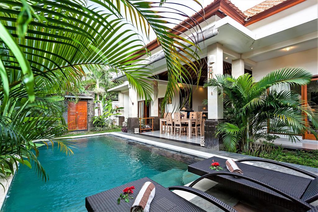 Rumah Indah Villa Seminyak Exterior foto