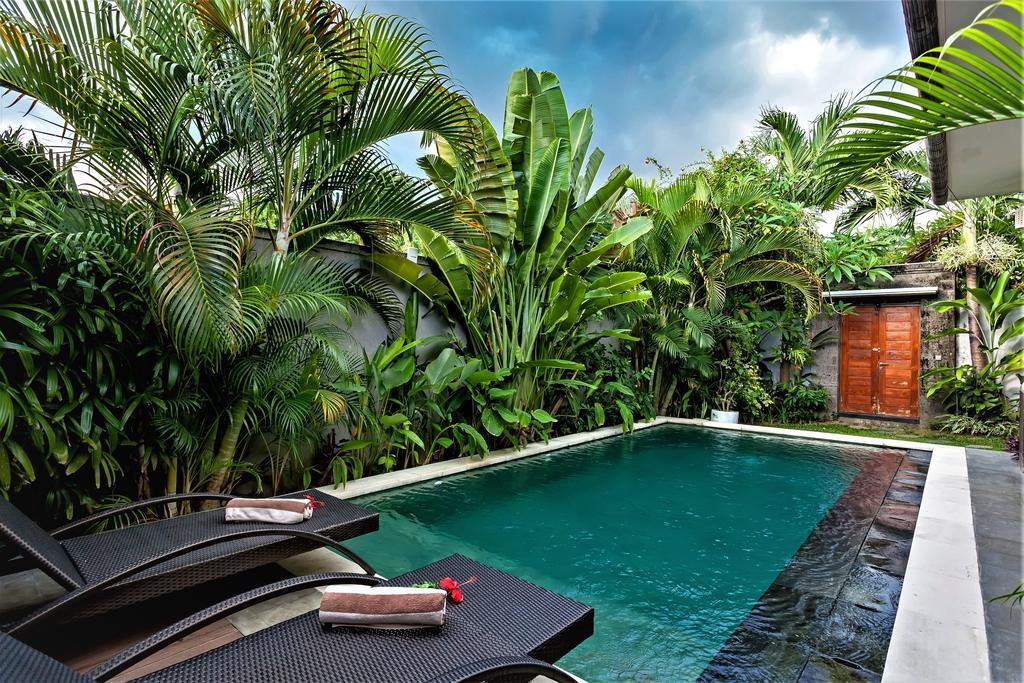 Rumah Indah Villa Seminyak Exterior foto