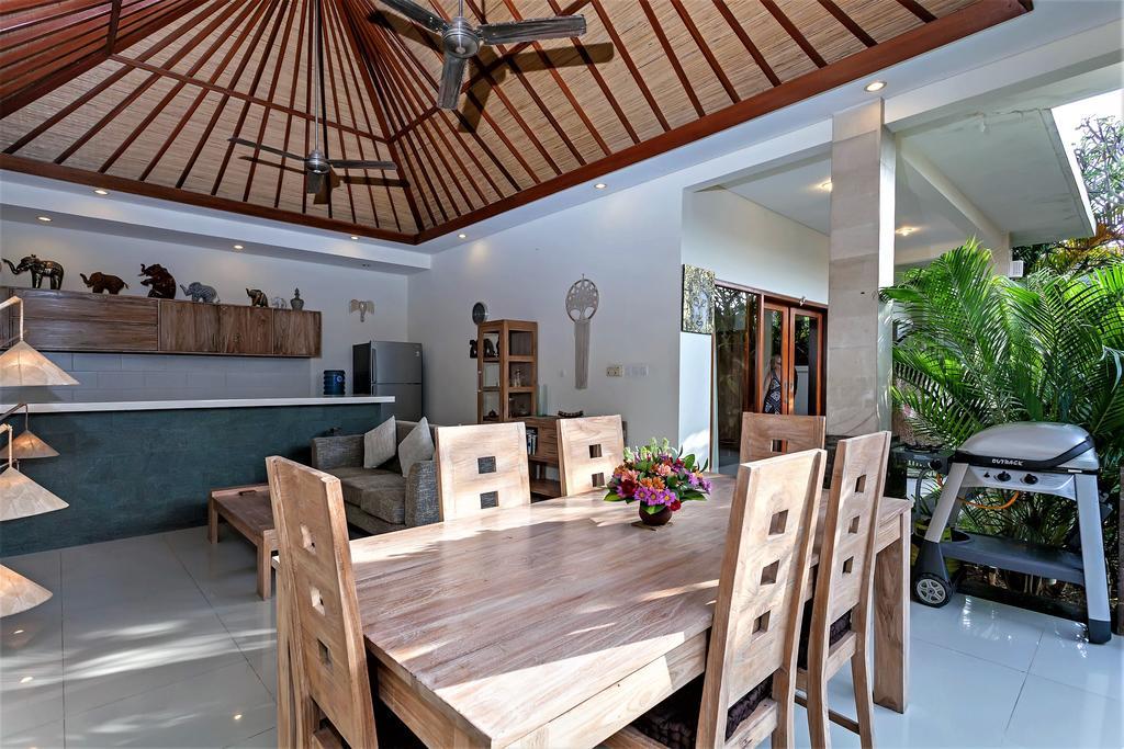 Rumah Indah Villa Seminyak Exterior foto